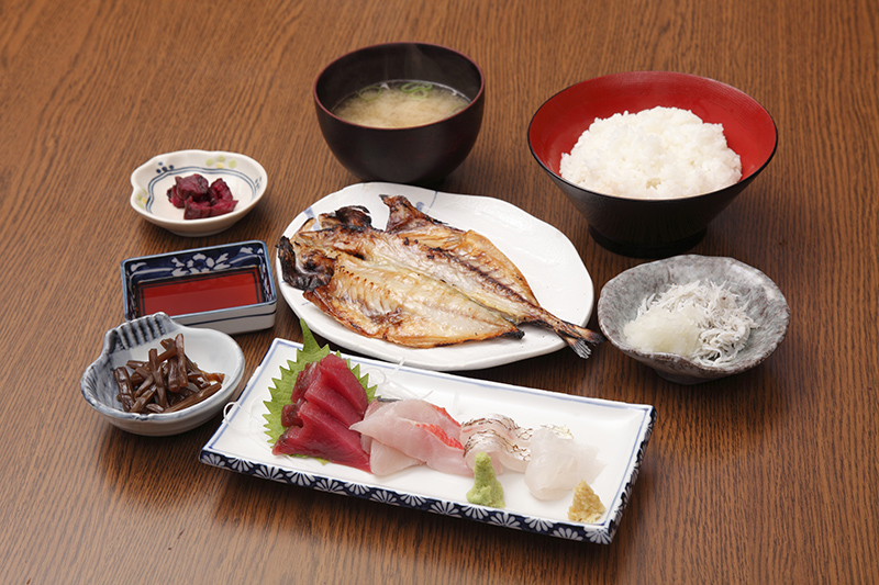 定食(小付つき)